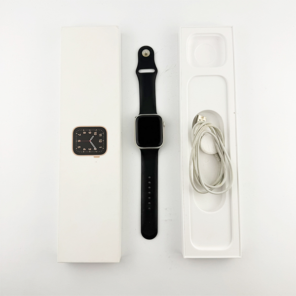 Apple Watch Series 7 45mm Silver Б/У №3685 (Стан 8/10)