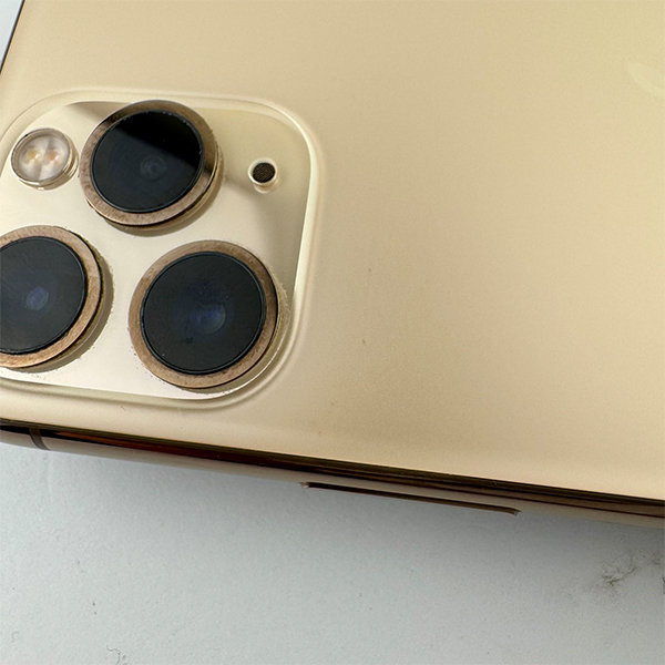 Apple iPhone 11 Pro 64Gb Gold Б/У №3135 (Стан 8/10)