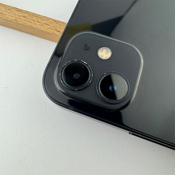 Apple iPhone 12 128GB Black Б/У №3120 (Стан 8/10)
